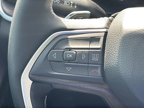 New 2026 Jeep Grand Cherokee Altitude image 24