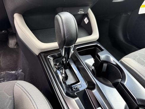 New 2026 Subaru Forester AWD/4WD image 31