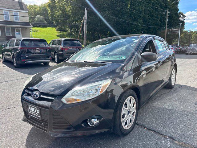Used 2012 Ford Focus SE FWD image 3