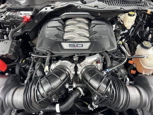 Used 2024 Ford Mustang GT Premium RWD image 27