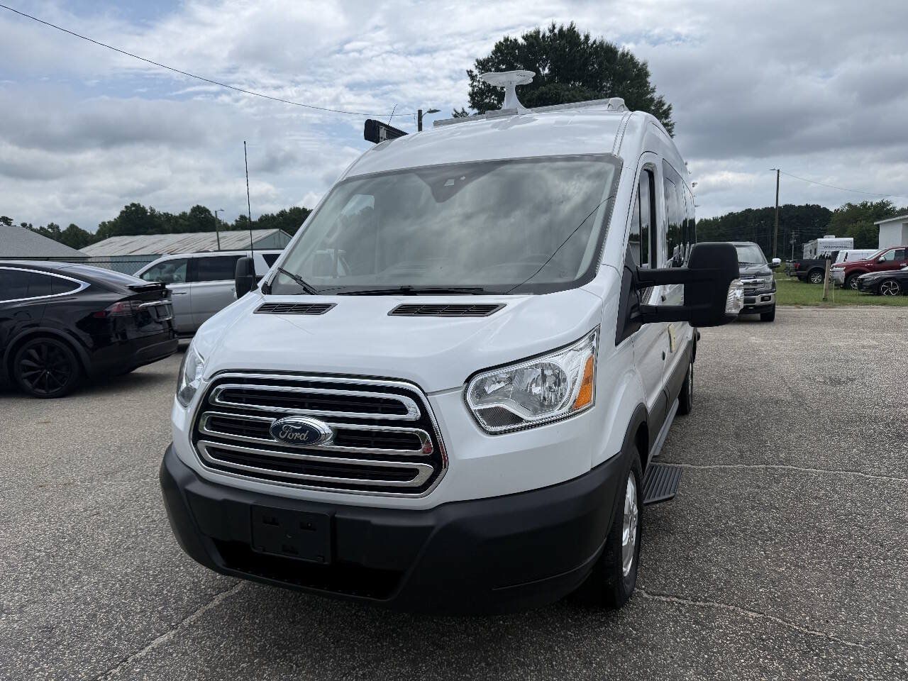 Used 2019 Ford Transit 350 XLT RWD image 16