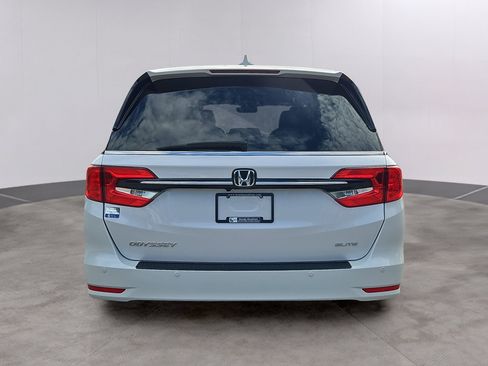 Certified 2024 Honda Odyssey Elite image 34