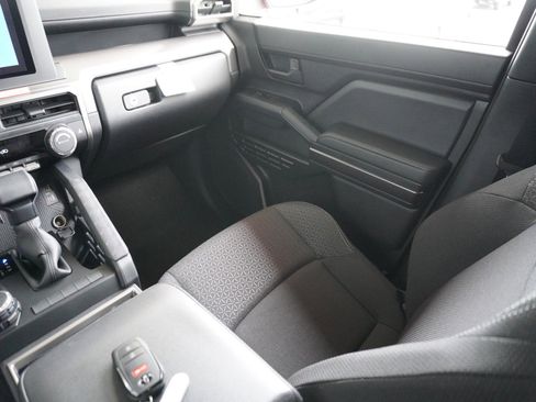 New 2026 Toyota 4Runner SR5 image 17