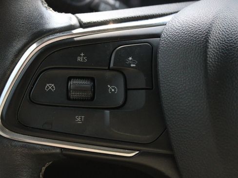 Used 2023 Buick Encore GX Select FWD image 26
