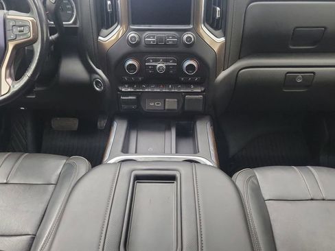 Used 2020 Chevrolet Silverado 3500 High Country w/ Z71 Off-Road Package image 21