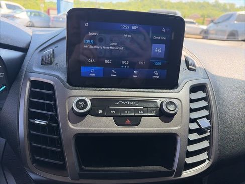 Used 2022 Ford Transit Connect XL FWD image 17