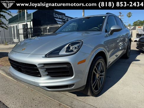 Used 2021 Porsche Cayenne AWD/4WD image 3