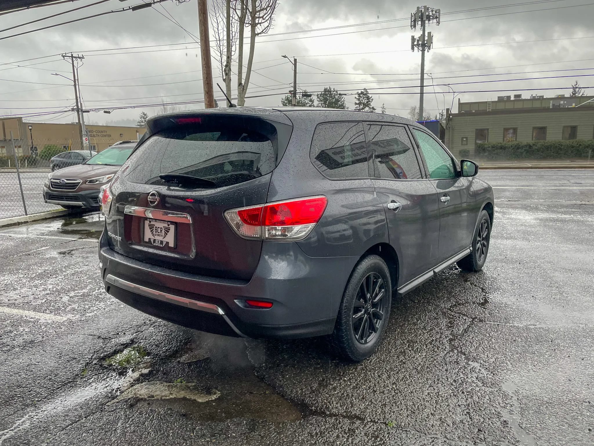 Used 2014 Nissan Pathfinder S FWD image 5