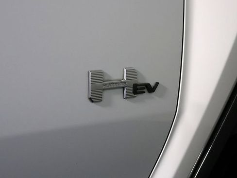 Used 2025 GMC Hummer EV 2X w/ LPO, Illumination Package AWD/4WD image 36