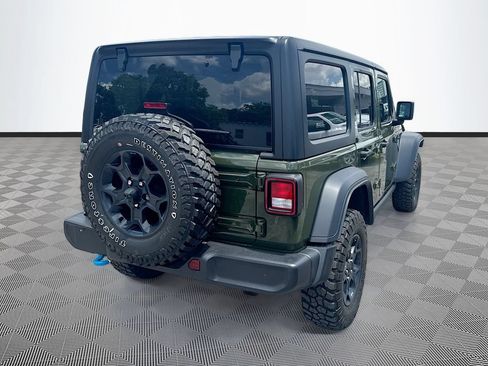 Used 2023 Jeep Wrangler Unlimited w/ Cold Weather Group AWD/4WD image 6