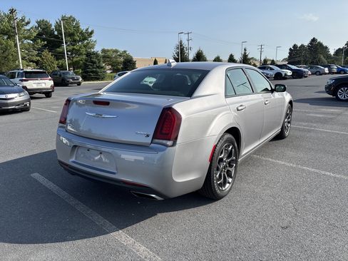 Used 2016 Chrysler 300 S AWD/4WD image 22