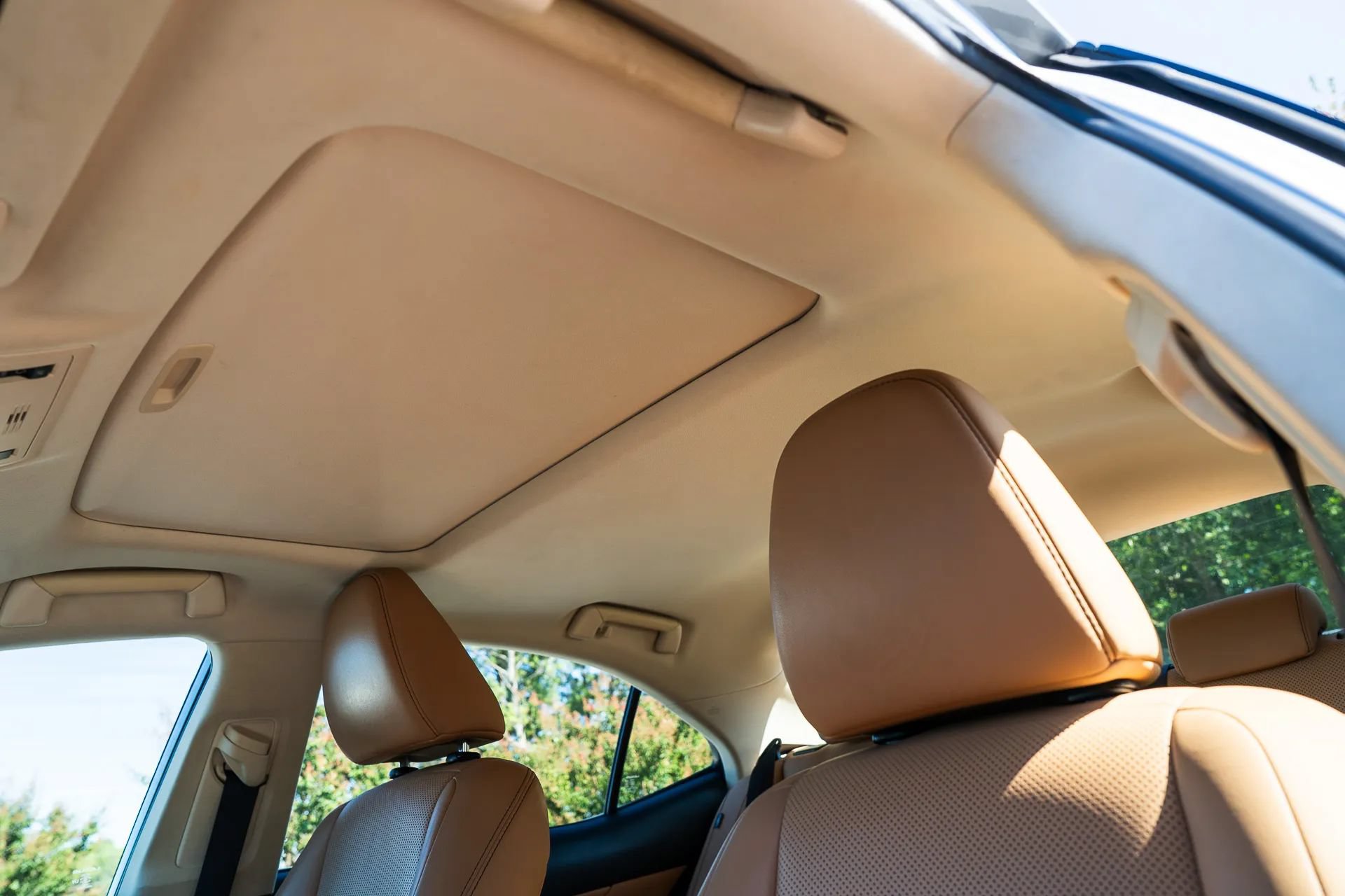 Used 2016 Lexus IS 300 AWD image 18