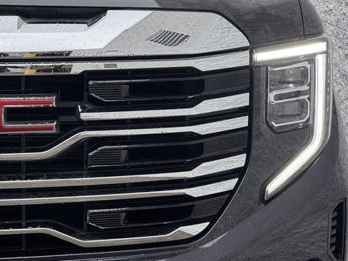 Used 2024 GMC Sierra 1500 SLT w/ SLT Premium Plus Package image 5