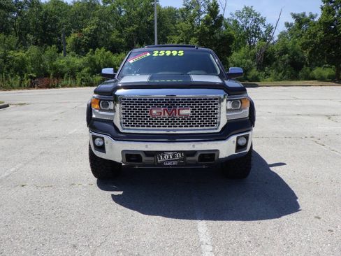 Used 2014 GMC Sierra 1500 SLT w/ SLT Crew Cab Value Package AWD/4WD image 4