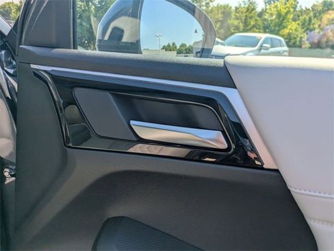 New 2025 Mitsubishi Outlander SEL image 31
