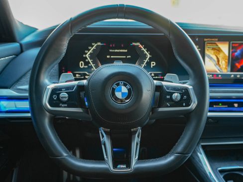 Certified 2023 BMW 740i image 18