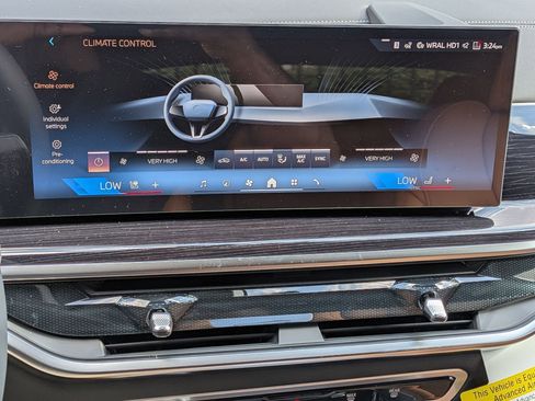 New 2026 BMW X6 xDrive40i image 25