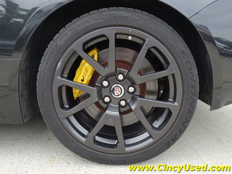 Used 2013 Cadillac CTS V RWD image 34