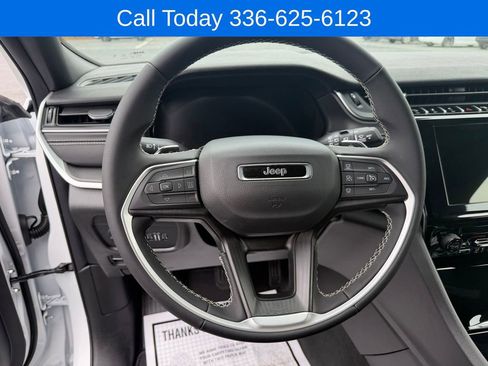 New 2026 Jeep Grand Cherokee L Laredo AWD/4WD image 18