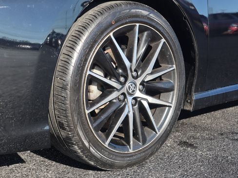 Used 2019 Toyota Camry SE image 20