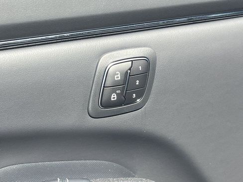 New 2026 Ford Mustang Mach-E Select image 15