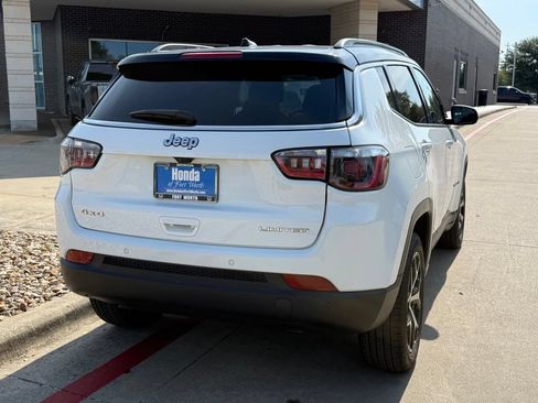 Used 2025 Jeep Compass Limited AWD/4WD image 6