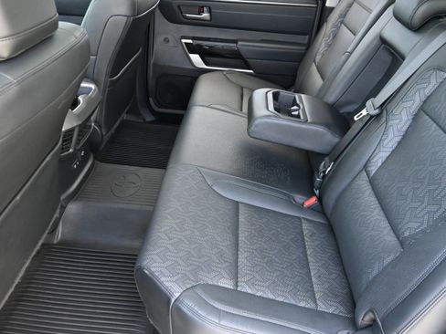 Used 2023 Toyota Tundra Limited AWD/4WD image 12