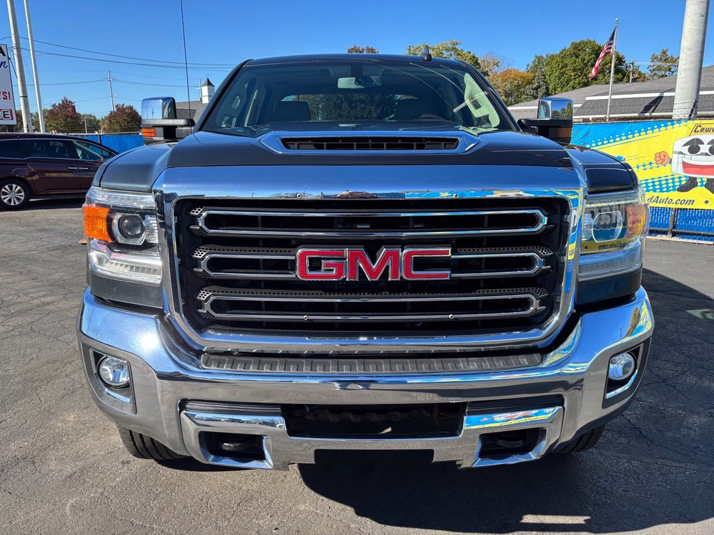 Used 2017 GMC Sierra 2500 SLT w/ Suspension Package, Off-Road AWD/4WD image 9