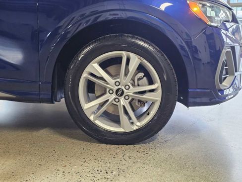 Used 2021 Audi Q3 2.0T Premium w/ Convenience Package image 9