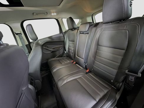 Used 2019 Ford Escape Titanium AWD/4WD image 25