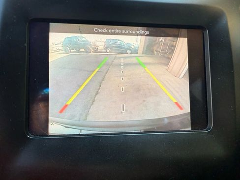 Used 2020 Jeep Cherokee Latitude image 16