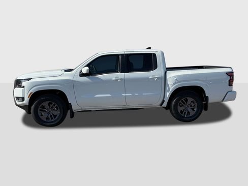 New 2025 Nissan Frontier SV w/ SV Convenience Package image 2