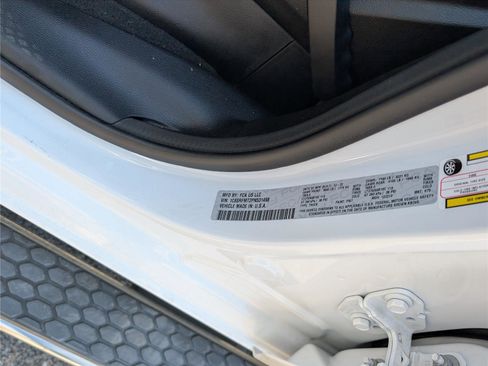 Used 2023 RAM 1500 Big Horn image 15