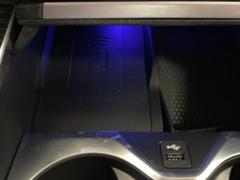 Certified 2025 BMW X7 M60i w/ Climate Comfort Package image 28