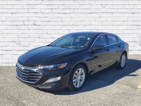 Used 2024 Chevrolet Malibu LT image 4
