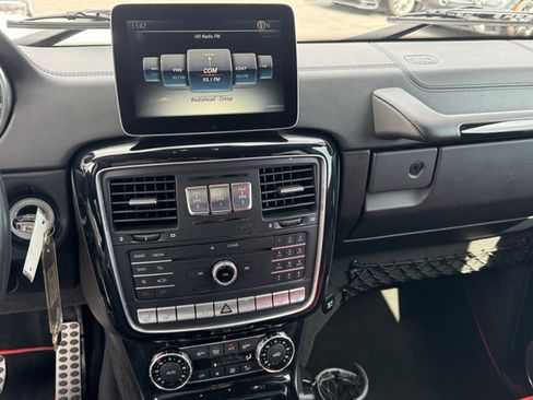 Used 2017 Mercedes-Benz G 63 AMG 4MATIC image 21