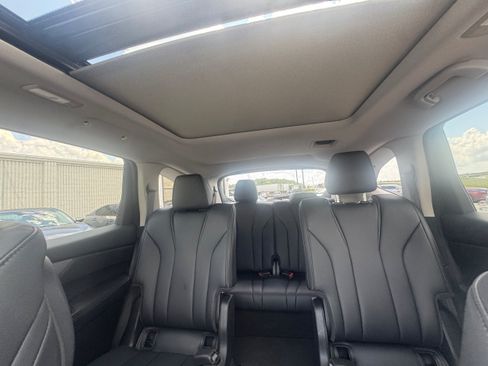 Used 2024 Acura MDX SH-AWD image 21