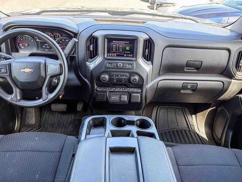 Used 2021 Chevrolet Silverado 1500 Custom image 11