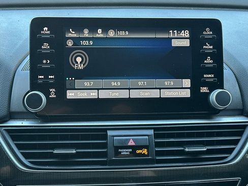 Used 2019 Honda Accord Sport image 19