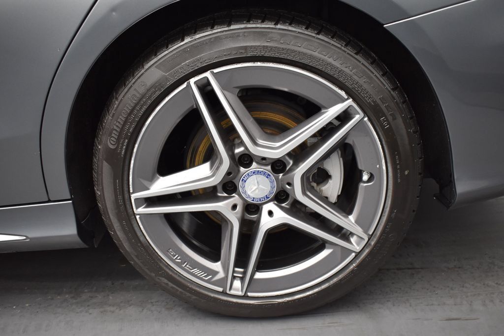 Used 2021 Mercedes-Benz C 300 4MATIC Sedan w/ AMG Line image 15