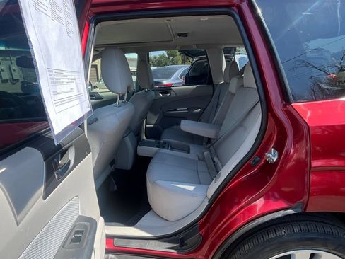 Used 2012 Subaru Forester 2.5X Premium w/ Popular Pkg 2 AWD/4WD image 20