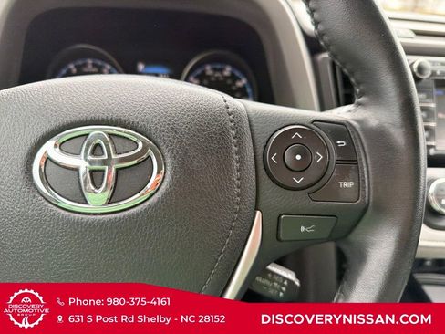 Used 2018 Toyota RAV4 XLE image 22