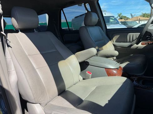 Used 2006 Toyota Sequoia Limited image 17