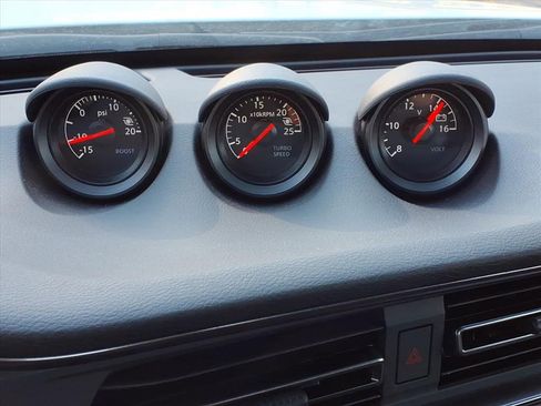 Used 2025 Nissan Z Sport w/ Floor Mat Package image 16