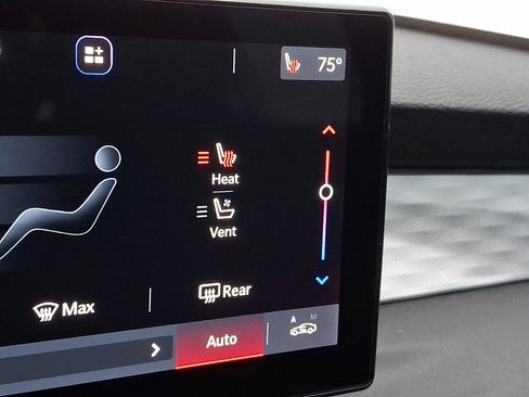 New 2025 Alfa Romeo Tonale AWD w/ Premium Package image 21