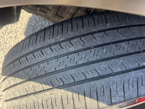 Used 2023 Nissan Pathfinder SL image 28