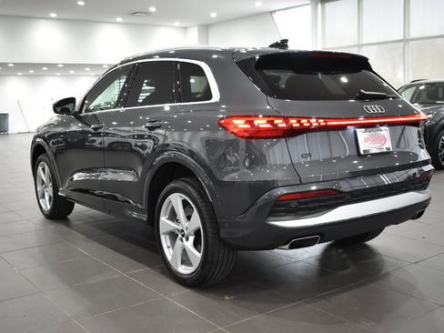 Used 2025 Audi Q5 Premium Plus w/ Premium Plus AWD/4WD image 9