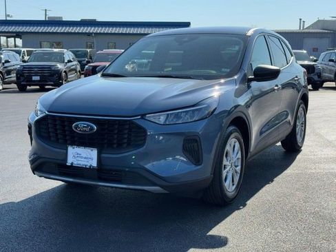Used 2025 Ford Escape Active image 8