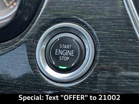 Used 2020 Cadillac XT6 Premium Luxury w/ LPO, Floor Liner Package image 39