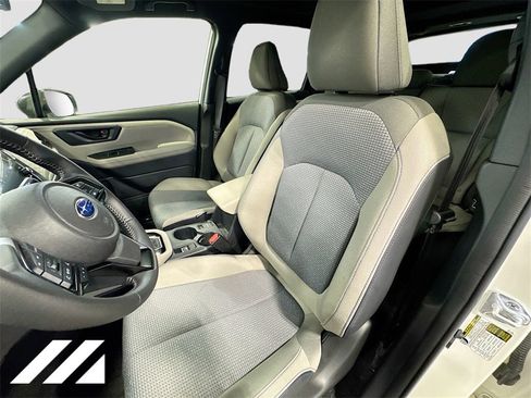 Used 2025 Subaru Forester Premium image 21